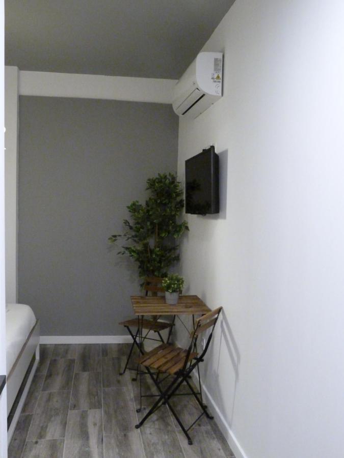 Intimo Y Acogedor "Algunos" Con Banera Hidromasaje Apartment Валенсия Екстериор снимка