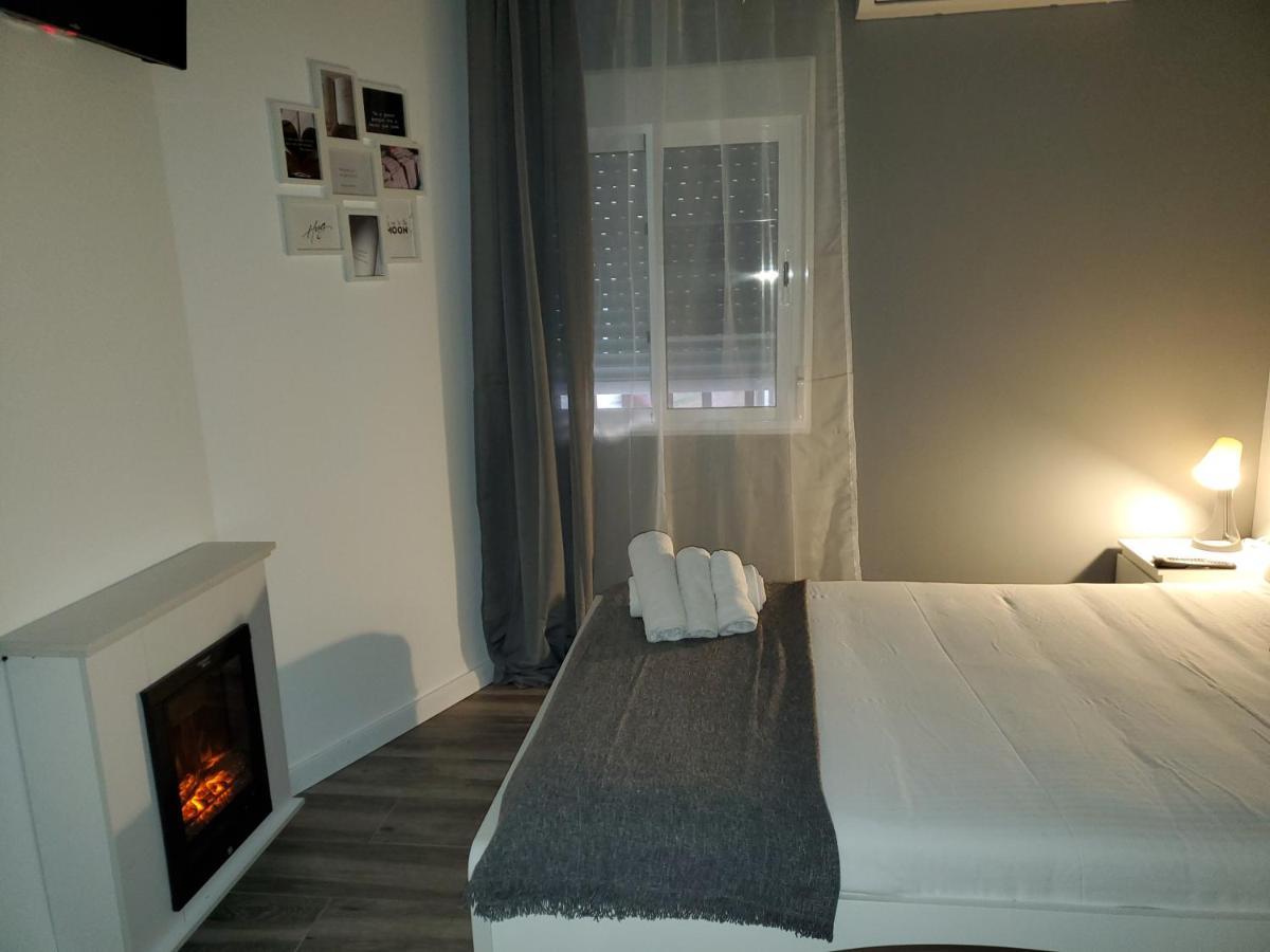 Intimo Y Acogedor "Algunos" Con Banera Hidromasaje Apartment Валенсия Екстериор снимка